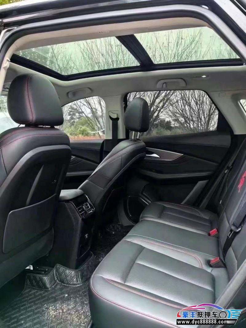 22年东风风行T5轿车抵押车出售