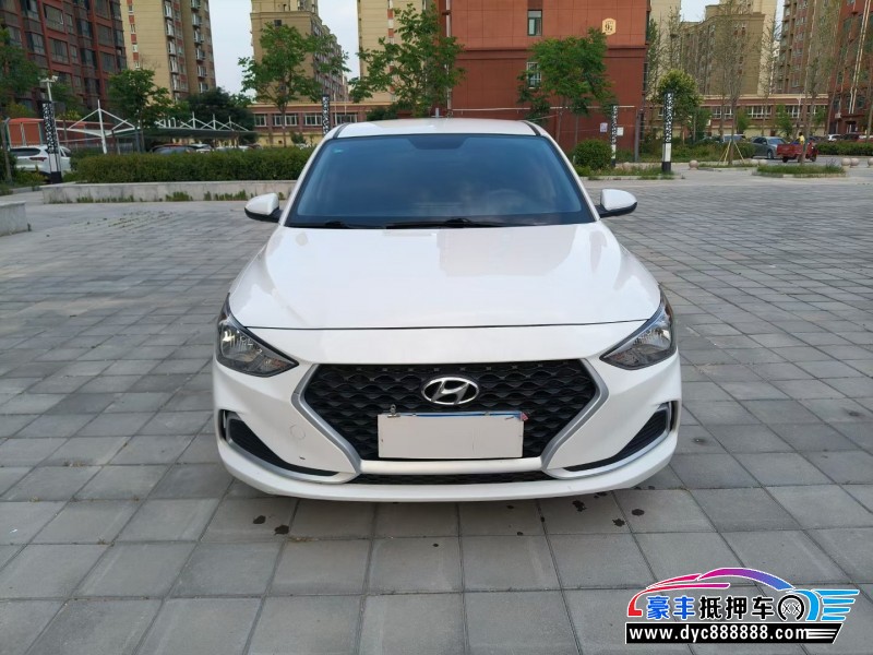 20年现代悦动轿车抵押车出售