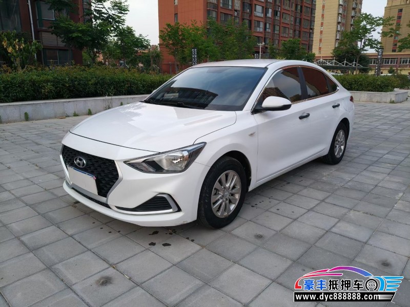 20年现代悦动轿车抵押车出售