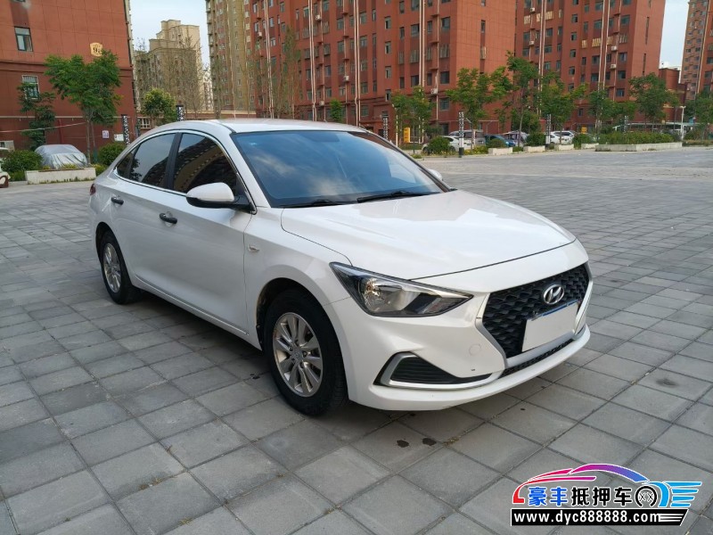 20年现代悦动轿车抵押车出售