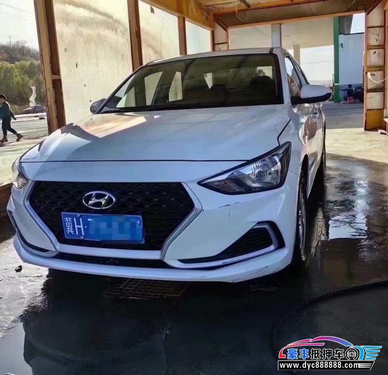 21年现代悦动轿车抵押车出售