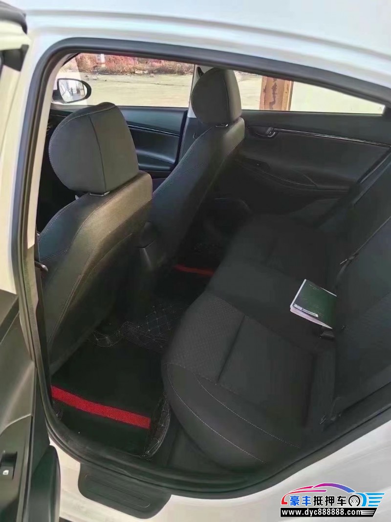 21年现代悦动轿车抵押车出售