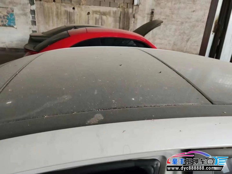 14年现代名图轿车抵押车出售