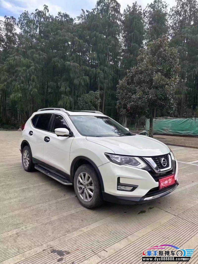 18年日产奇骏轿车抵押车出售