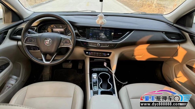 21年别克君威轿车抵押车出售