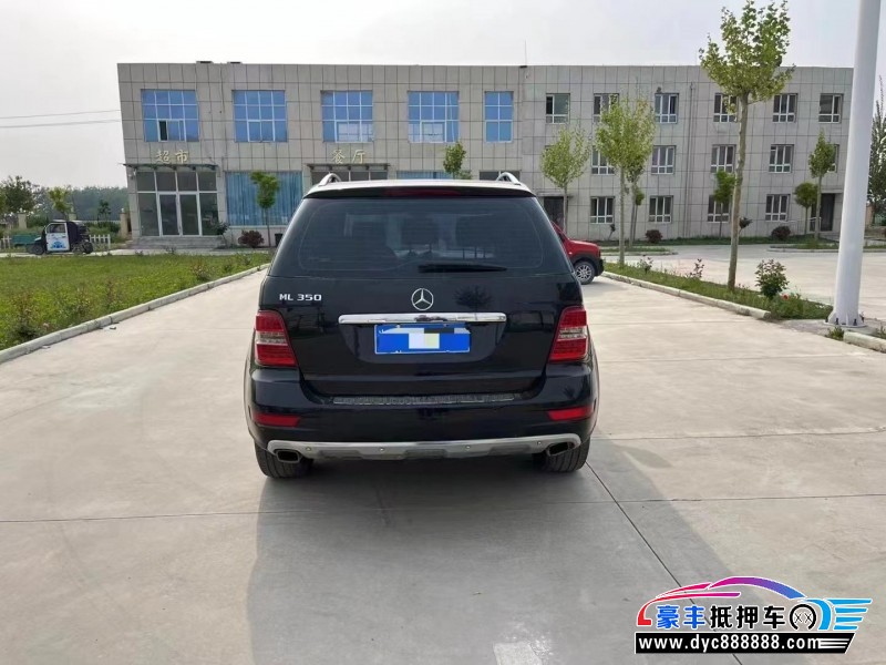 12年奔驰ML轿车抵押车出售