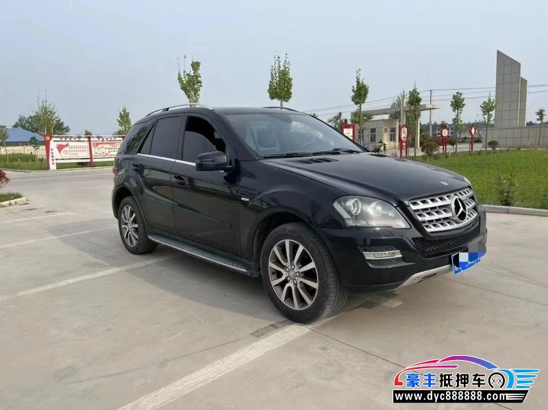 12年奔驰ML轿车抵押车出售
