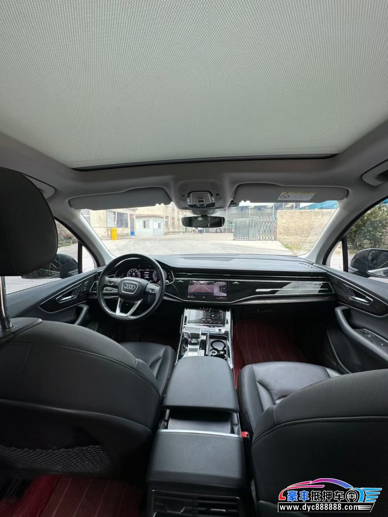 21年奥迪Q7轿车抵押车出售