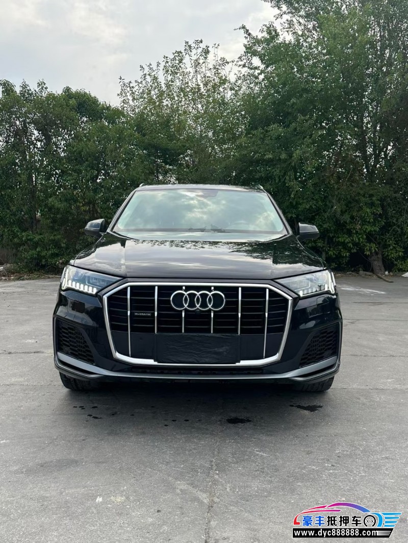 21年奥迪Q7轿车抵押车出售