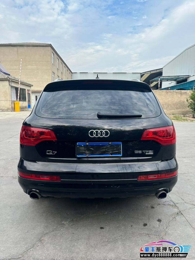 14年奥迪Q7轿车抵押车出售