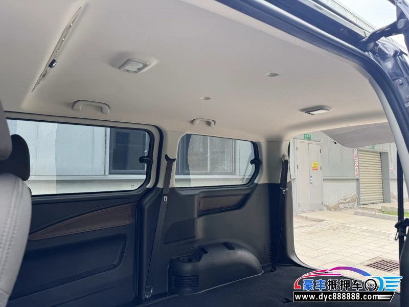 21年东风风行菱智轿车抵押车出售