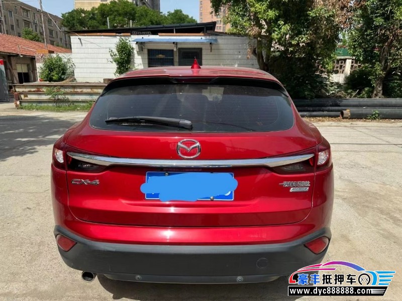 18年马自达CX-4轿车抵押车出售