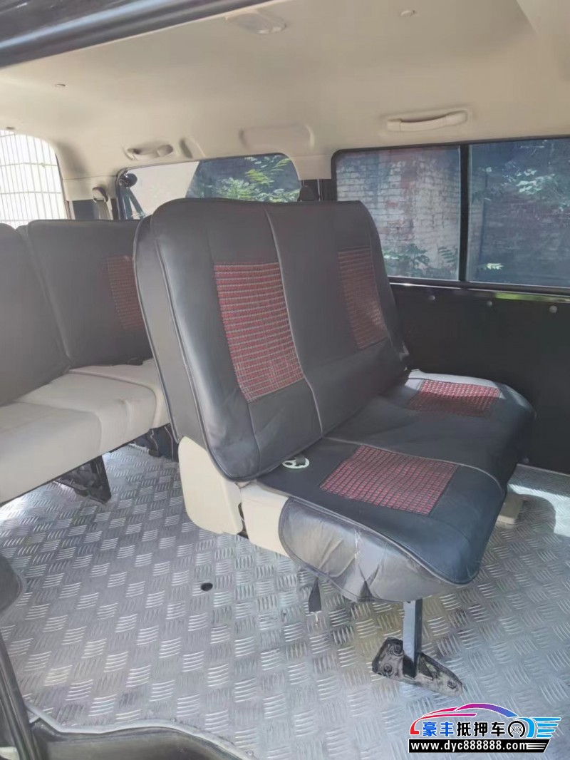 23年东风风行菱智轿车抵押车出售