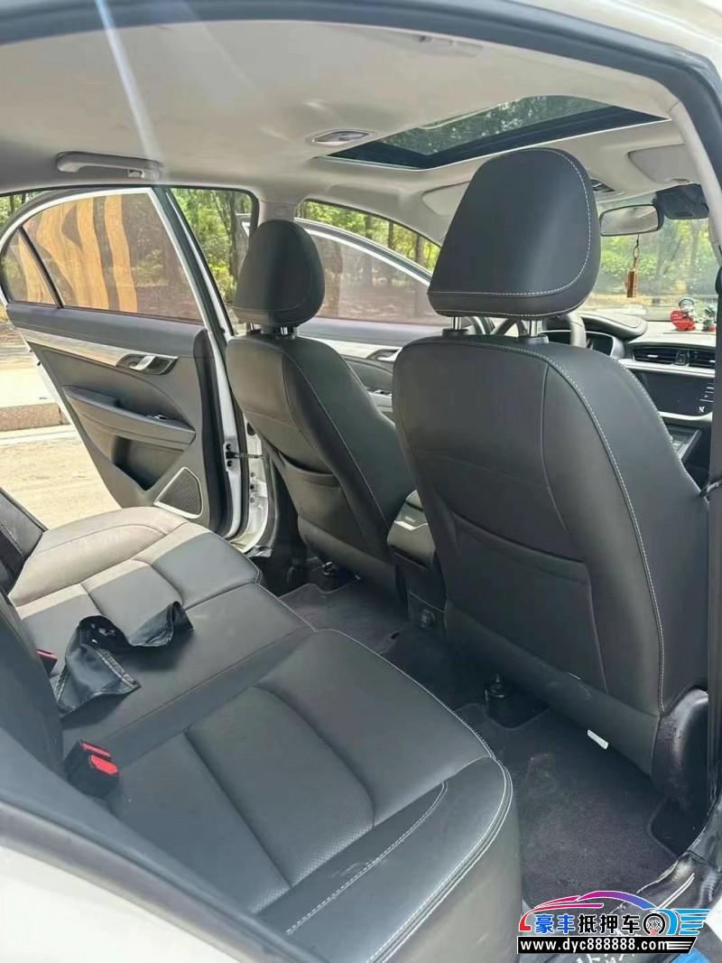 20年吉利帝豪轿车抵押车出售