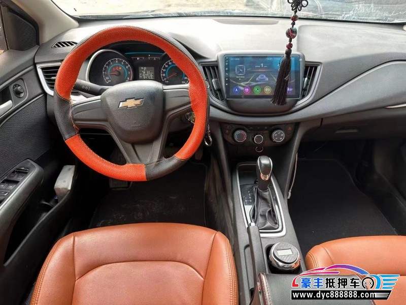 17年雪佛兰科沃兹轿车抵押车出售