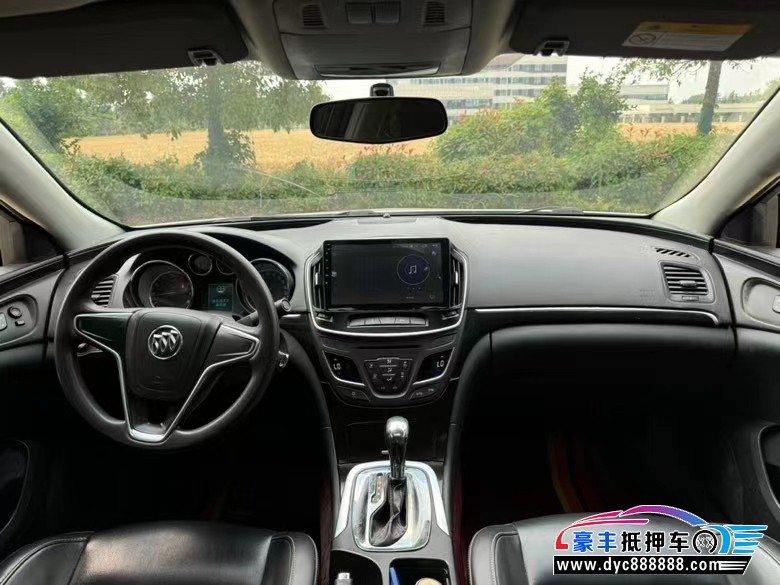 16年别克君威轿车抵押车出售