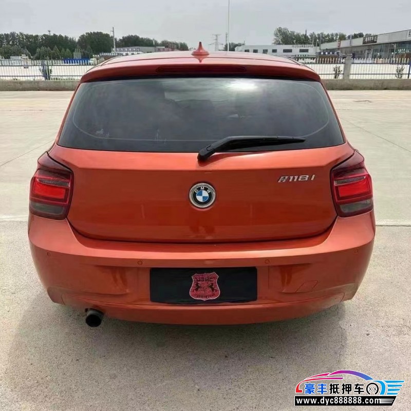 14年宝马1系轿车抵押车出售