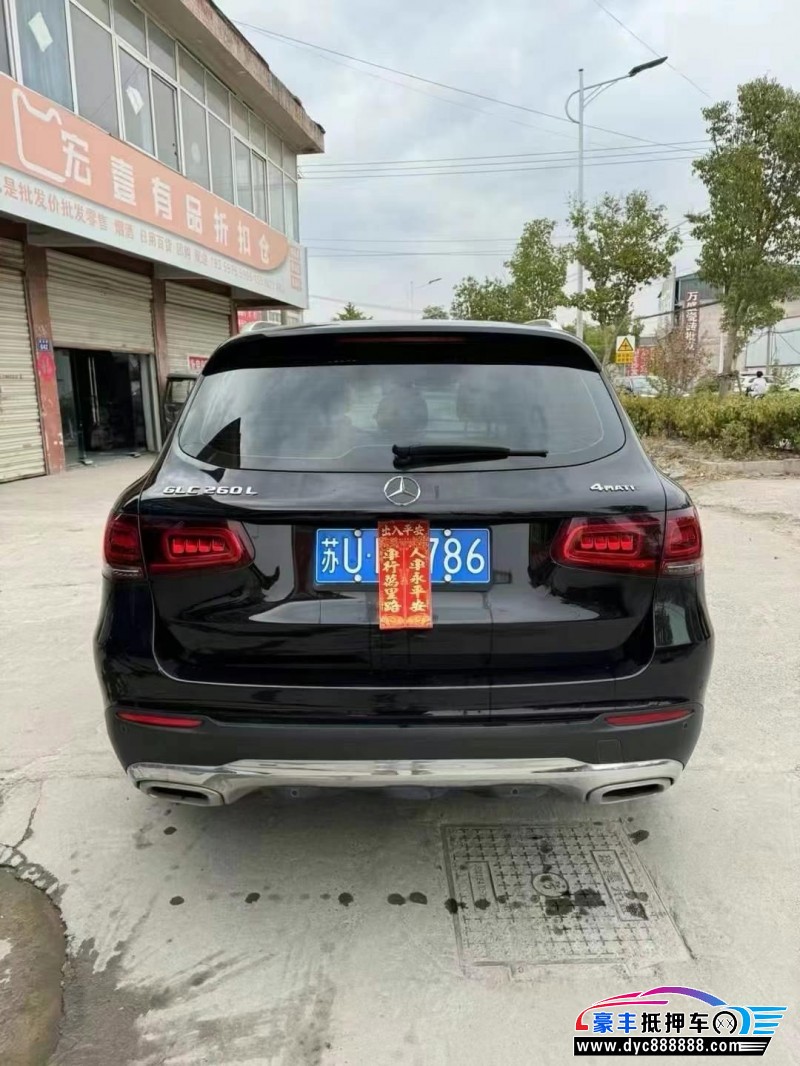 19年奔驰GLC轿车抵押车出售