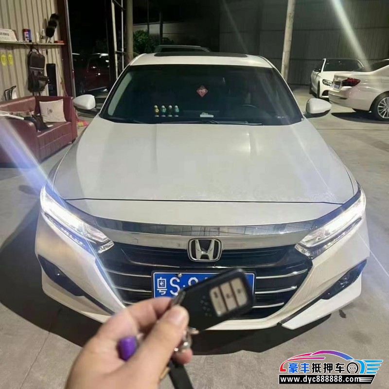 22年本田雅阁轿车抵押车出售