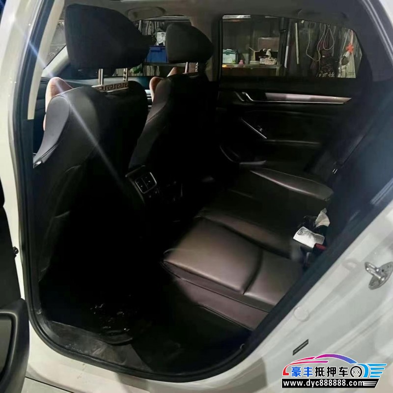 22年本田雅阁轿车抵押车出售