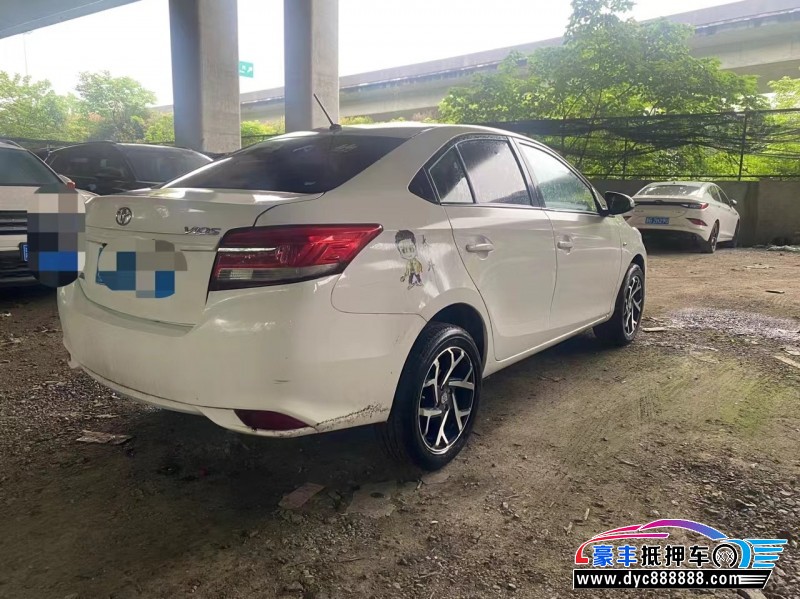 17年丰田威驰轿车抵押车出售