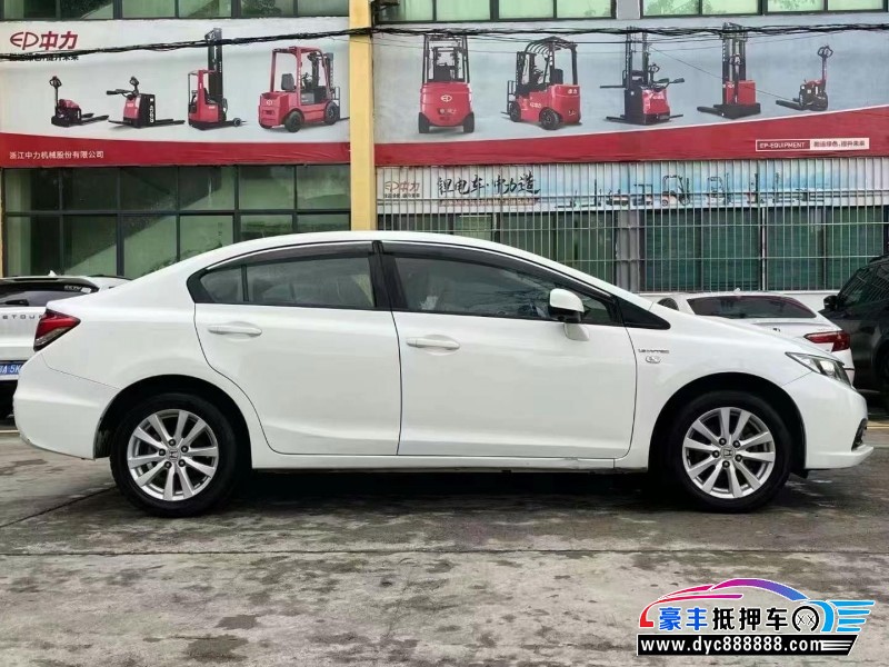 15年本田思域轿车抵押车出售