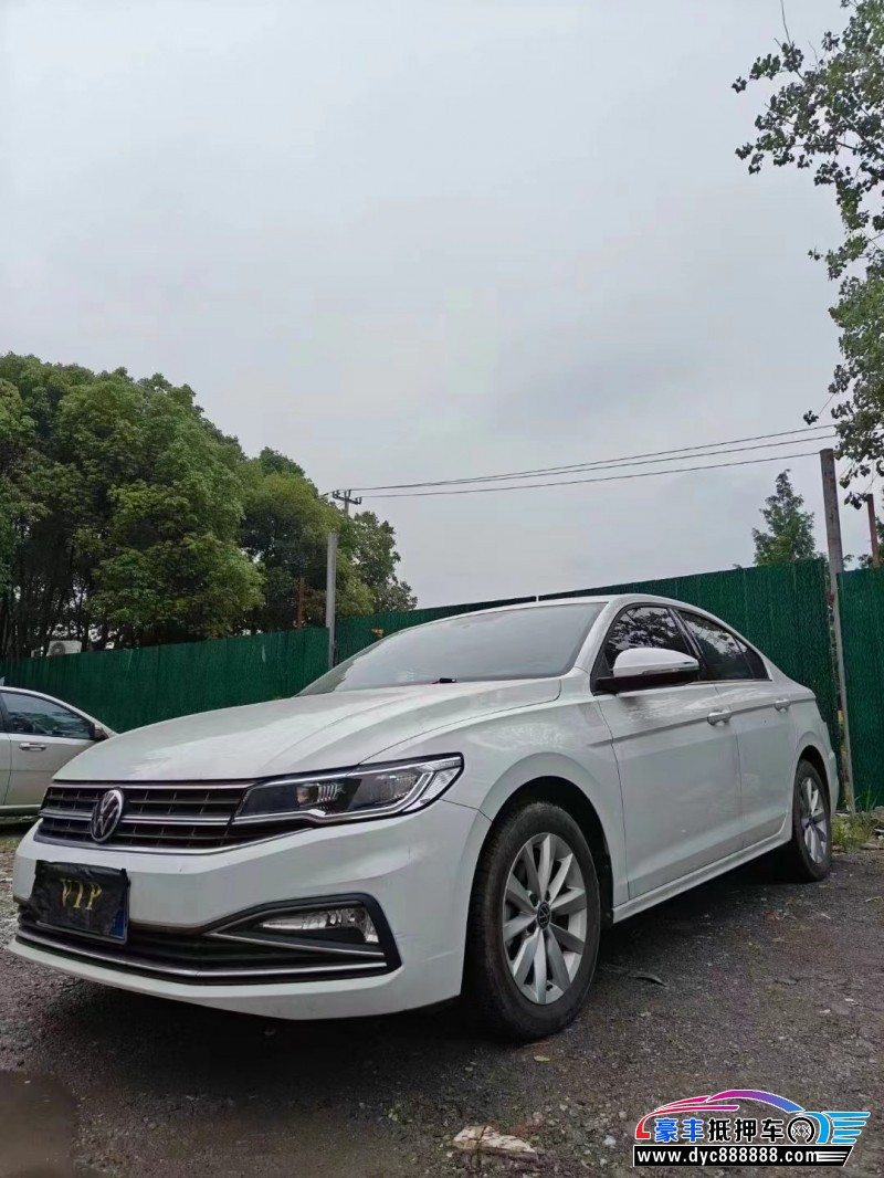 22年大众宝来轿车抵押车出售