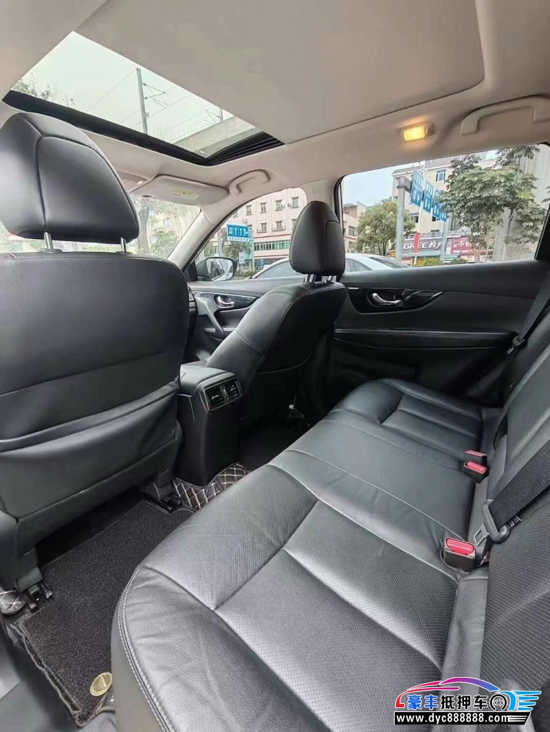 20年日产奇骏轿车抵押车出售