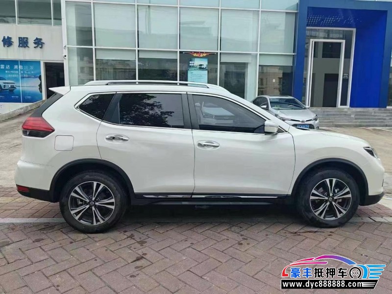 20年日产奇骏轿车抵押车出售