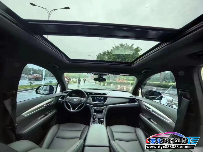 21年凯迪拉克xt6轿车抵押车出售