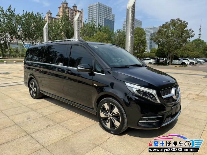 21年奔驰V轿车抵押车出售