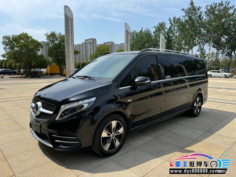 21年奔驰V轿车抵押车出售