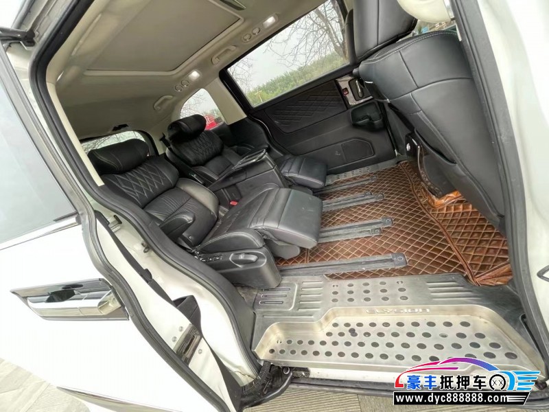 20年本田艾力绅轿车抵押车出售