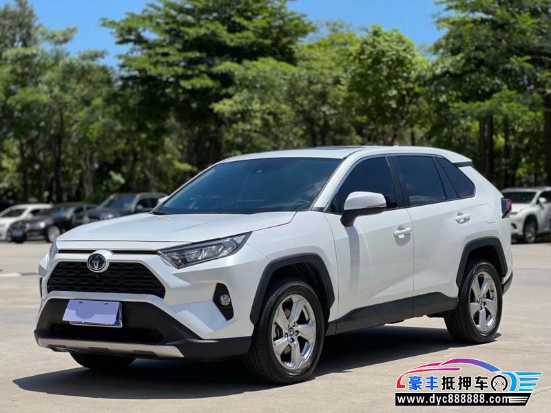 22年丰田RAV4轿车抵押车出售