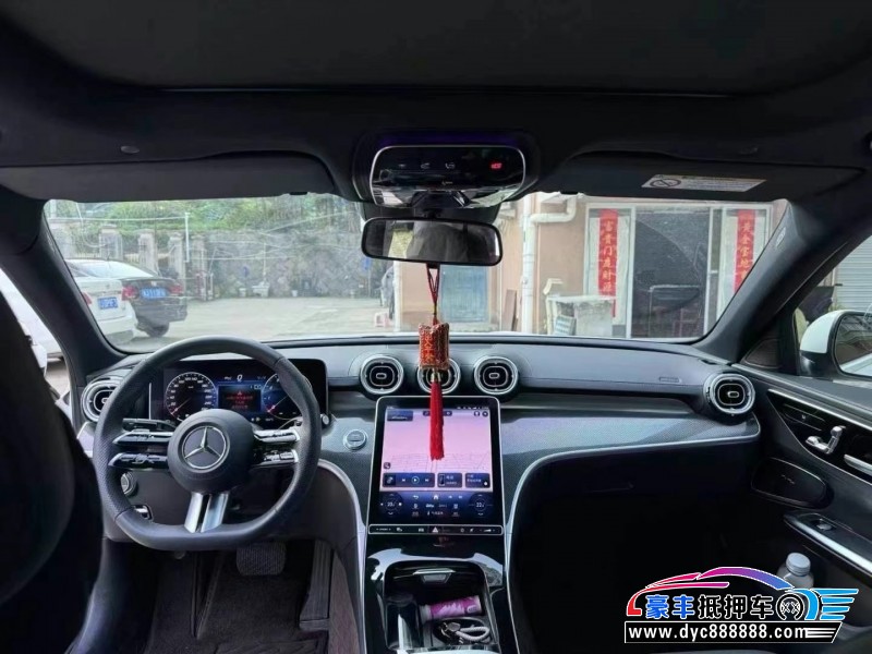 24年奔驰C轿车抵押车出售