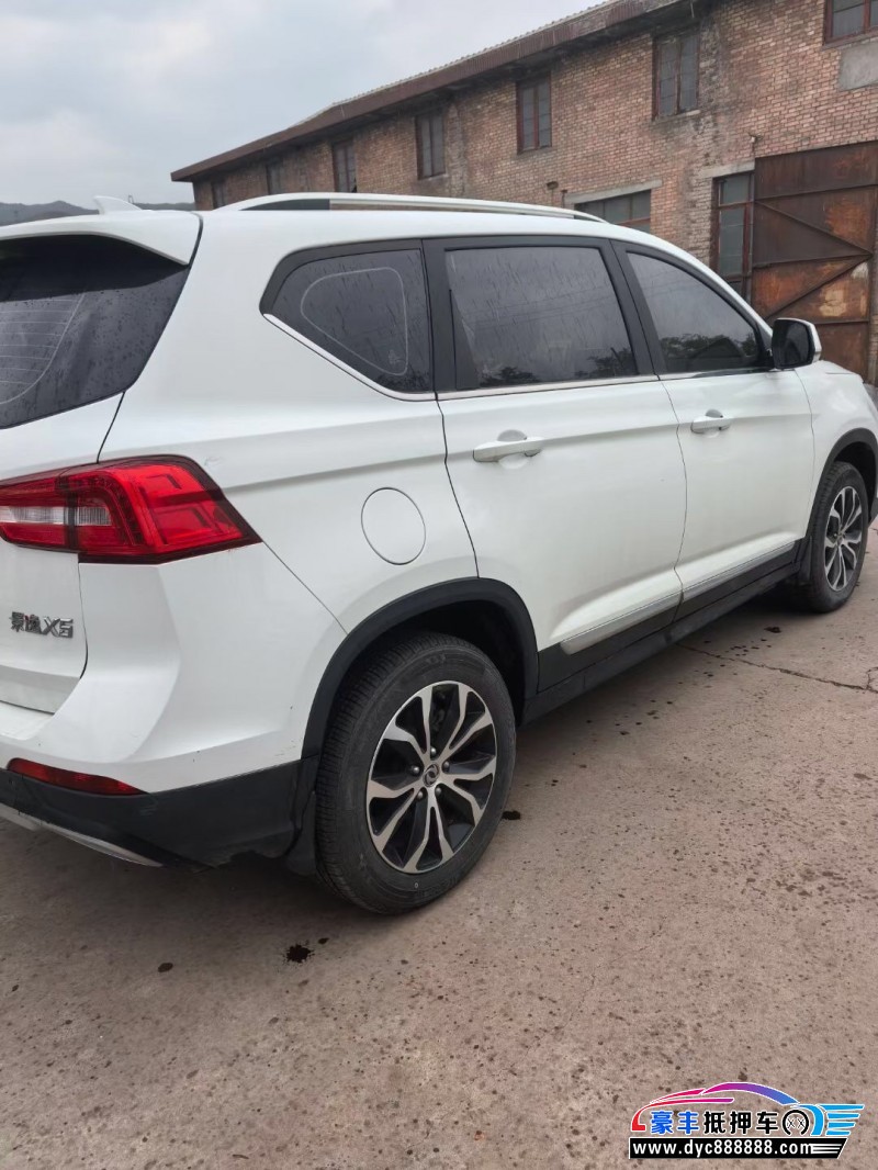 18年东风风行景逸X5轿车抵押车出售