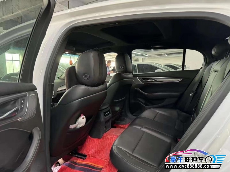 21年凯迪拉克CT5轿车抵押车出售