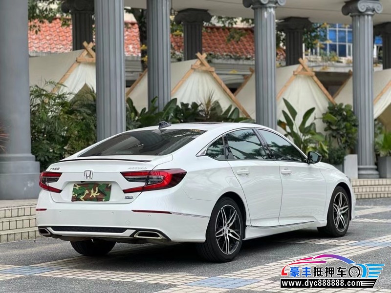 22年本田雅阁轿车抵押车出售