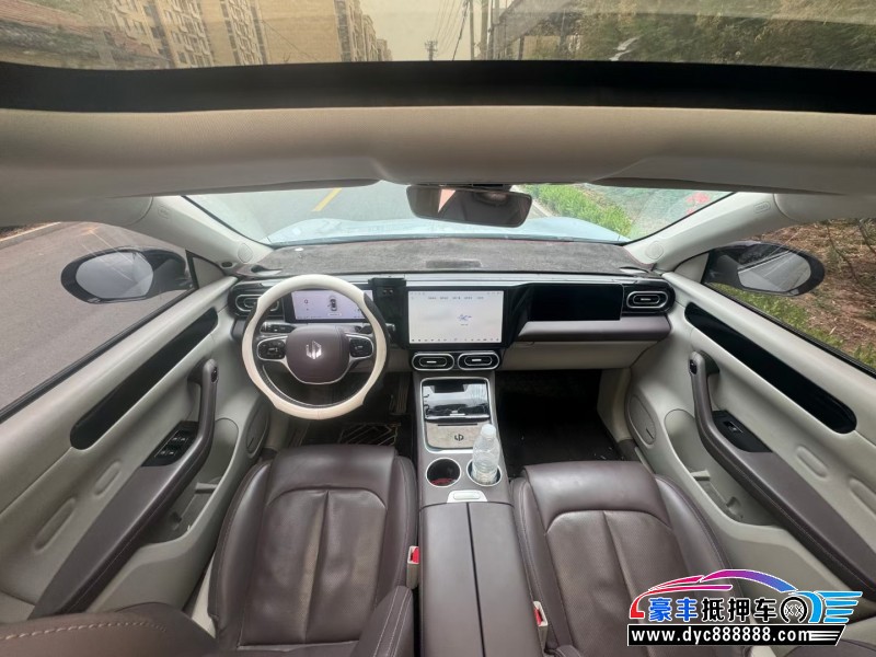 23年零跑C11SUV抵押车出售