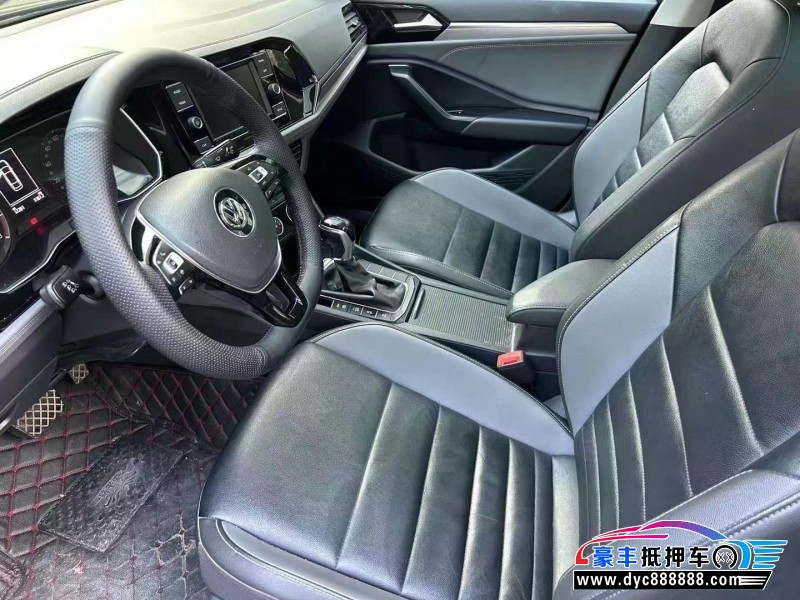 20年大众速腾轿车抵押车出售