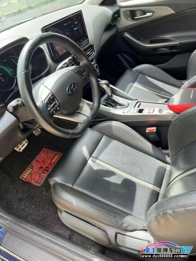 20年现代菲斯塔轿车抵押车出售