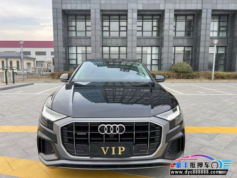 23年奥迪Q8轿车抵押车出售