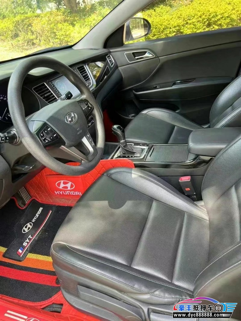 16年现代名图轿车抵押车出售