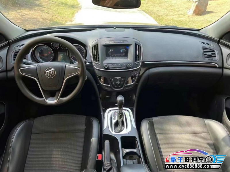 16年别克君威轿车抵押车出售