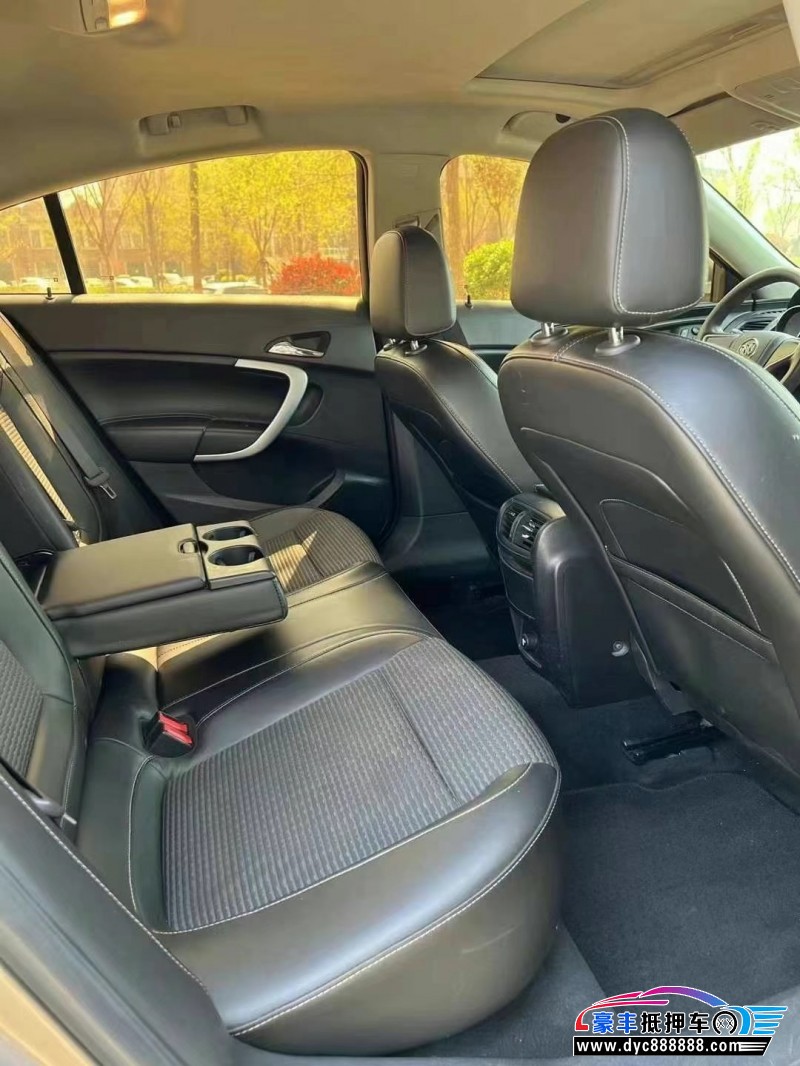 16年别克君威轿车抵押车出售