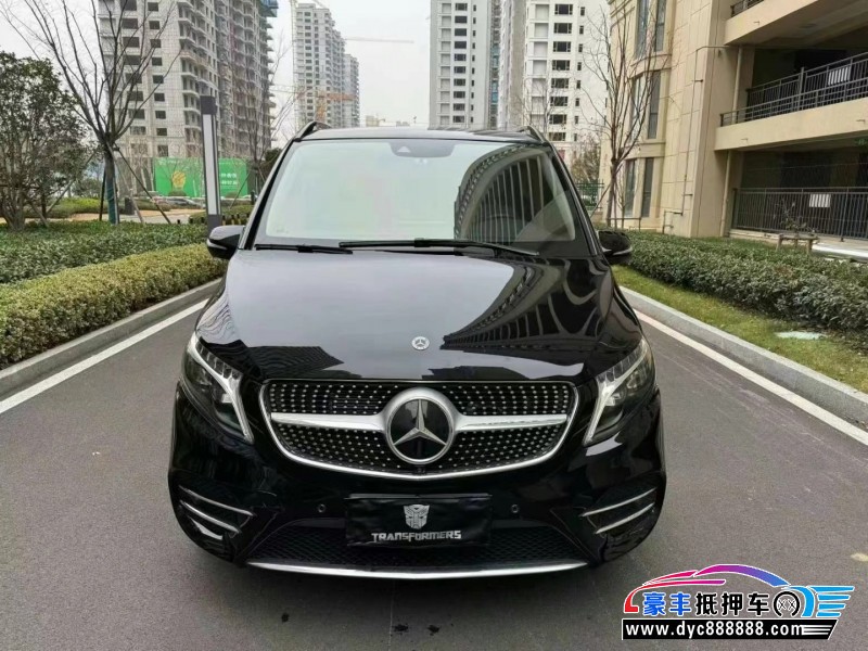 21年奔驰V轿车抵押车出售