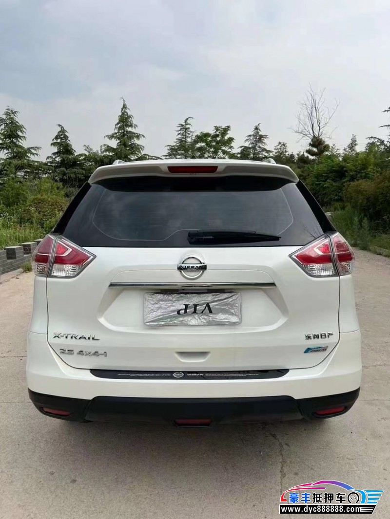 17年日产奇骏轿车抵押车出售