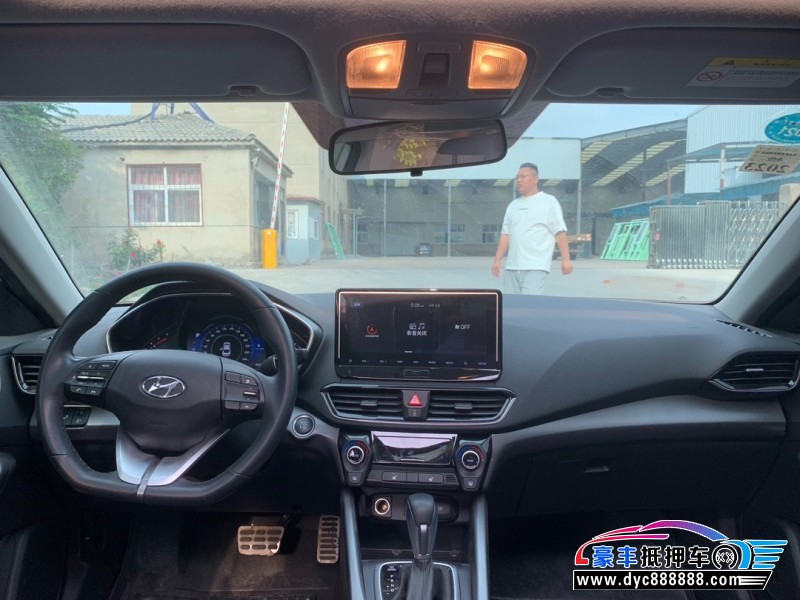 21年现代菲斯塔轿车抵押车出售