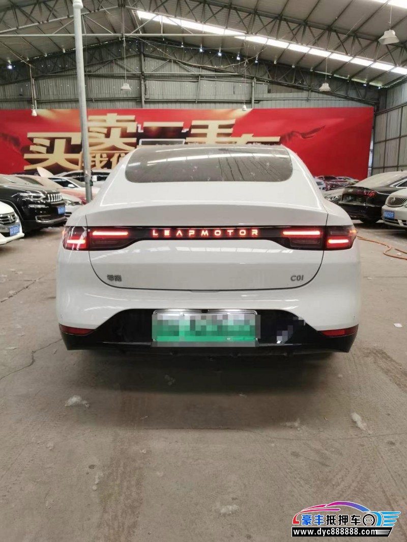 23年零跑c01轿车抵押车出售