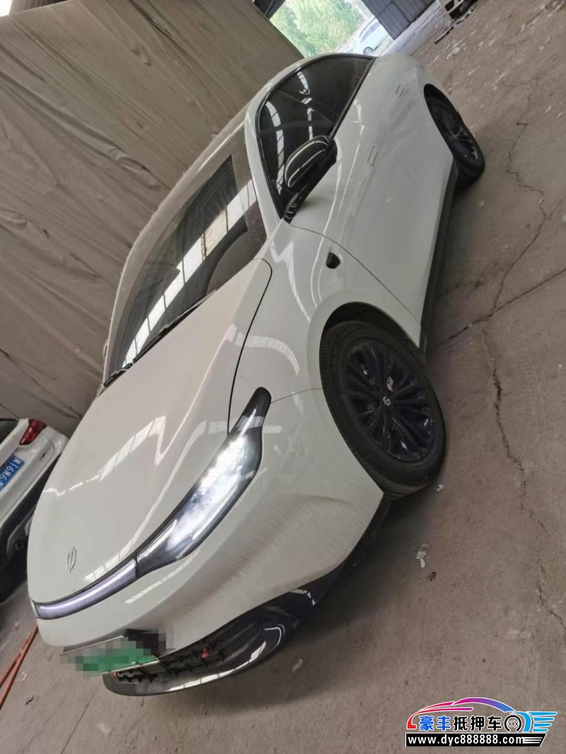 23年零跑c01轿车抵押车出售